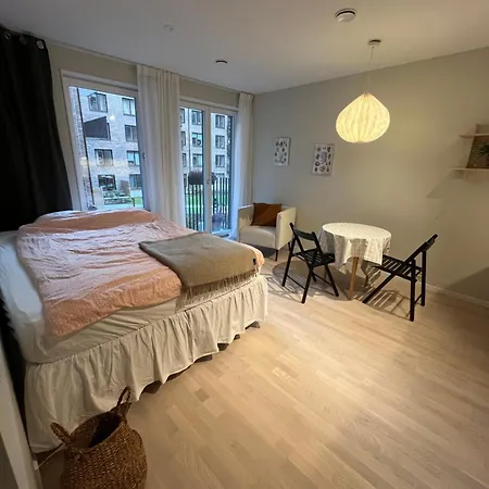 Cozy & New Studio In Majorna Апартаменты *