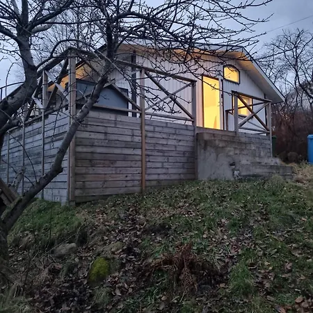 Workers & Family House Near Volvo And Skf Villa *
