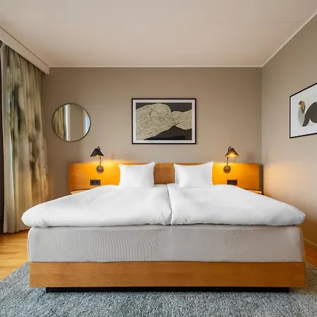 Hotel First G 4*