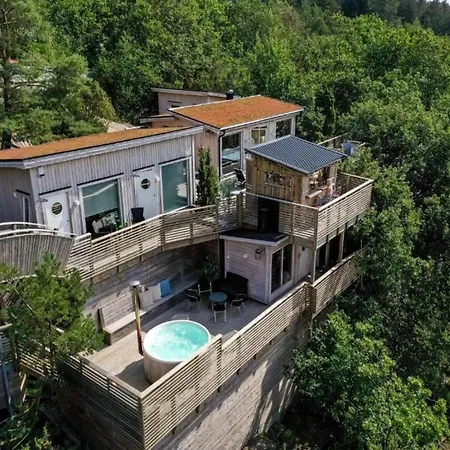 Hisings Backa Ii Holiday home *