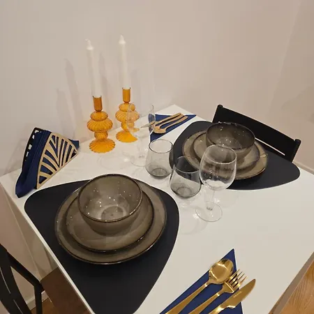 Noah Longstay Sockenvaegen 1a-5a Göteborg