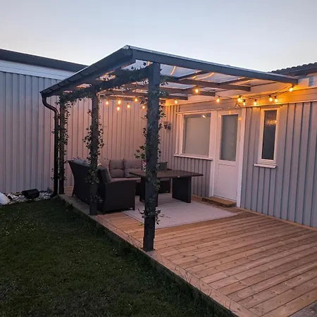 Mysigt Radhus I Fiskebaeck *