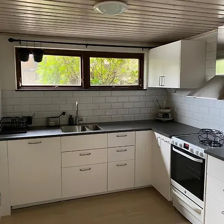 Mysig Laegenhet Med Villakaensla Apartamento *