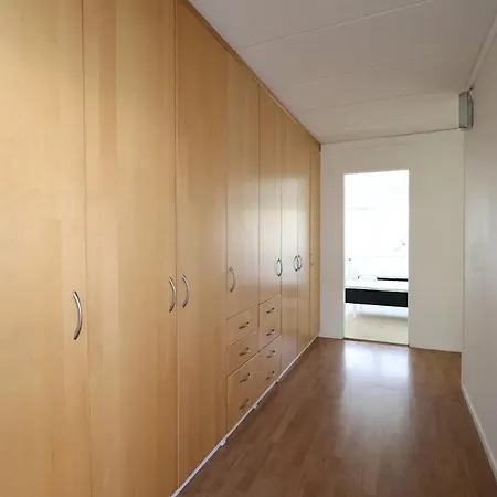 Workers 9 Beds Villa *