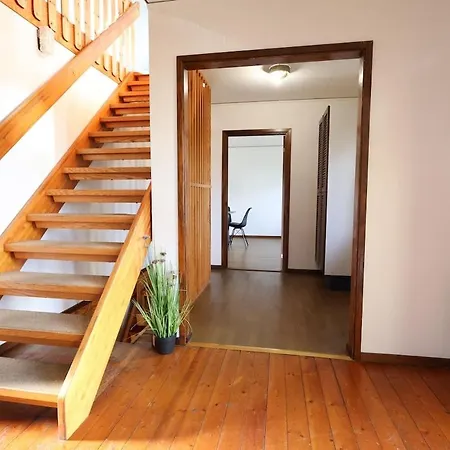 ヴィラ Workers House Near Volvo *
