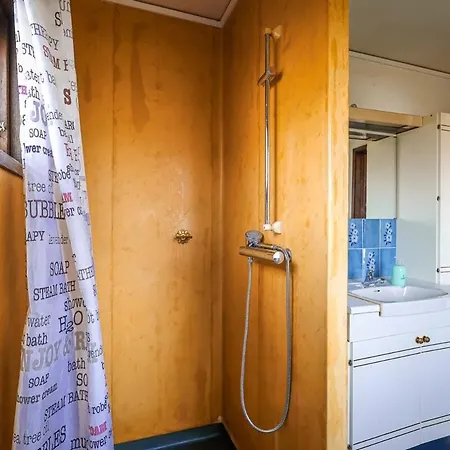 Workers House Near Volvo * ヨーテボリ