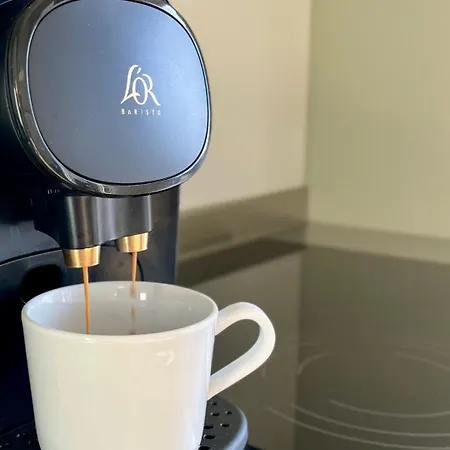 Отель Waterfront 4*