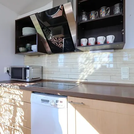 Vila 3 - 16 Beds - Views -