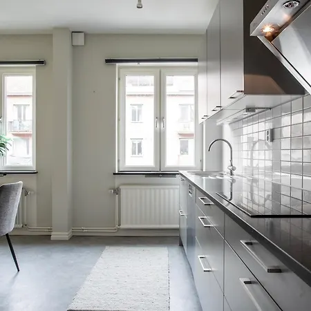 Live And Lagerbring Hotel apartamentowy *