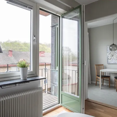 Live And Lagerbring Hotel apartamentowy *
