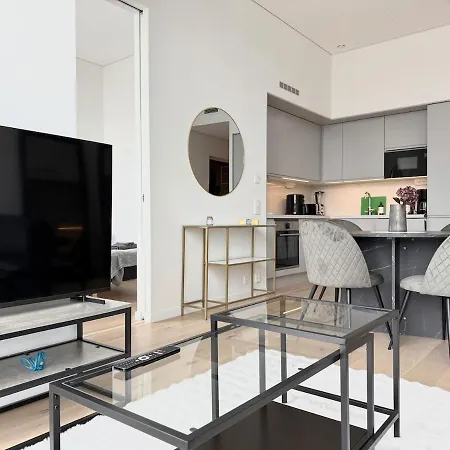 Daire Luxury - Karlatornet - 2br - - Gym -