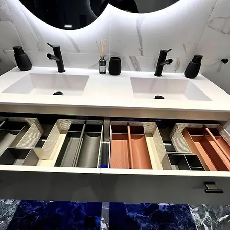 Ultra Lyx Laegenhet/ Nedrevaning Apartment