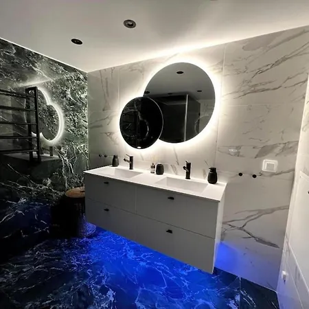 Apartment Ultra Lyx Laegenhet/ Nedrevaning *
