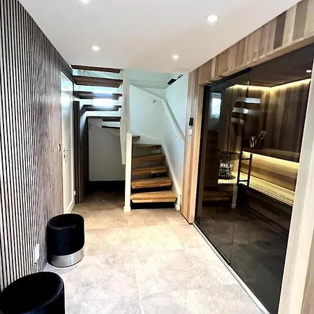 Apartment Ultra Lyx Laegenhet/ Nedrevaning *