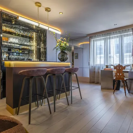 Radisson Blu Scandinavia Hotel, Hotell