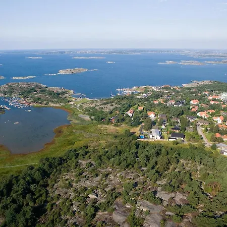 Backstugan - Litet Hus Med Storslaget Laege Casa de Férias