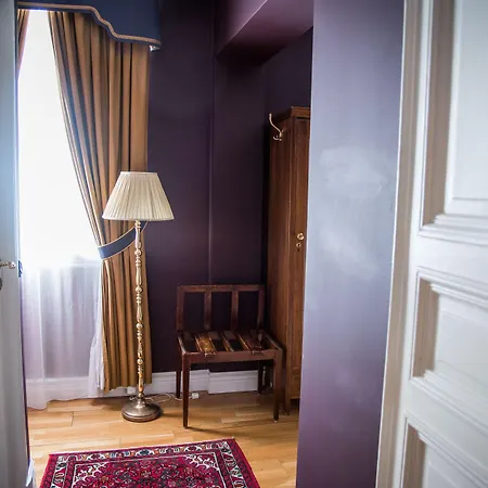 Hotell Eggers 4*