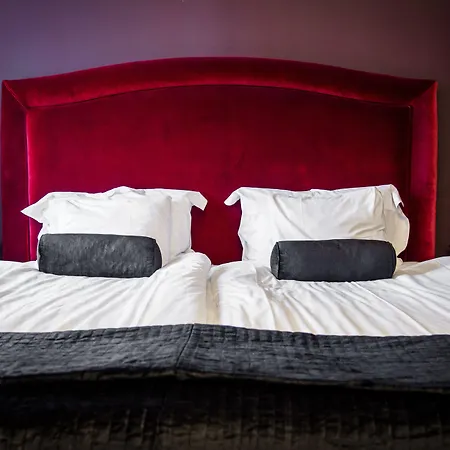 Hotell Eggers 4*