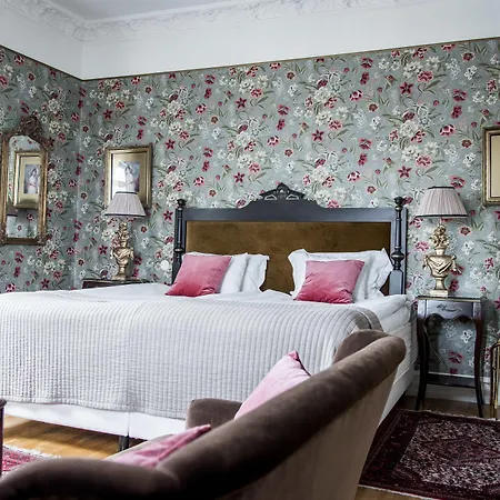 Hotell Eggers 4*