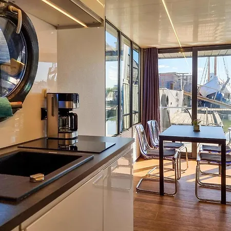 Stunning Ship In With Sauna Botel Gothenburg