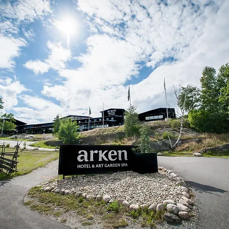 Arken & Art Garden