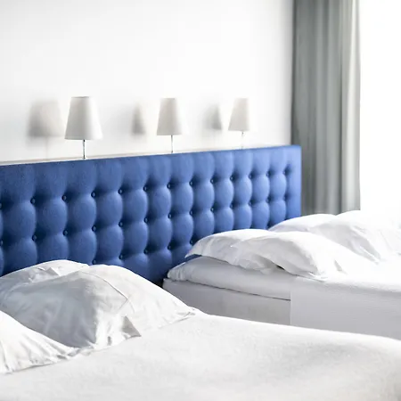 Flora Hotell 4*