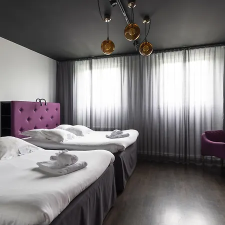 Hotell Flora 4*
