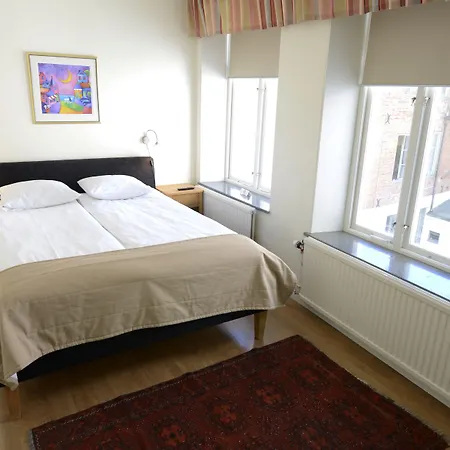 バニラ ホテル 3*