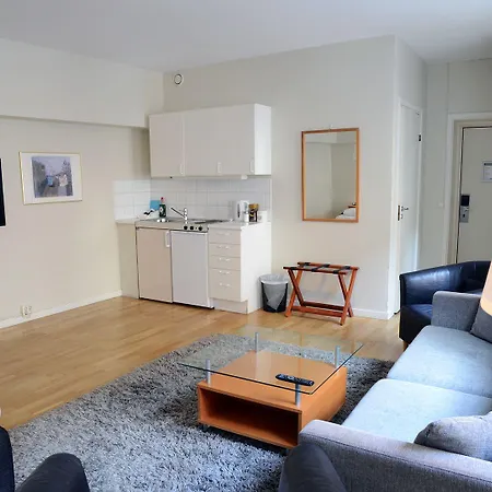 バニラ ホテル 3*