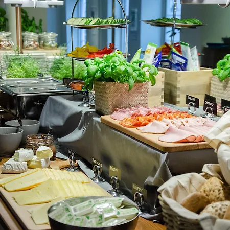 バニラ ホテル 3*