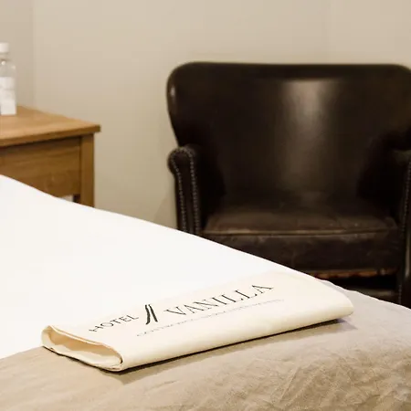 バニラ ホテル 3*