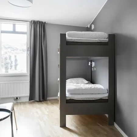 Linnéplatsens Hotell&vandrarhem Hostal *