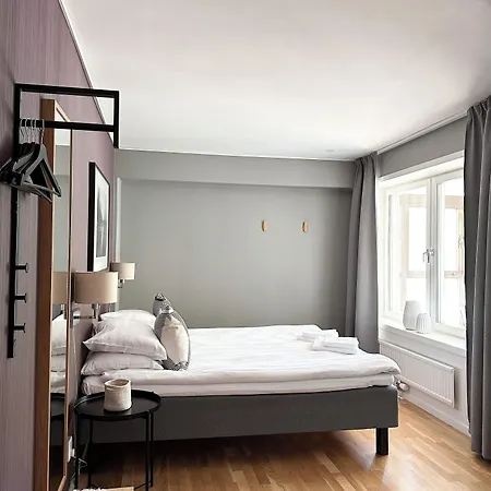 Linnéplatsens Hotell&vandrarhem *