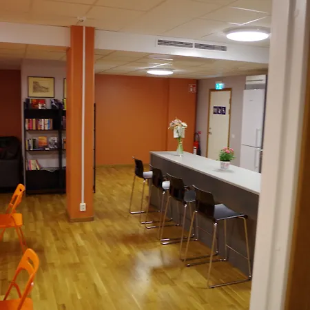 Spoton & Sportsbar Hostel