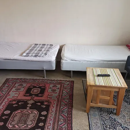 Гостевой дом One Large With 3 Single Beds Гётеборг