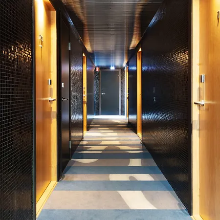 Hotel Sure By Western Arena