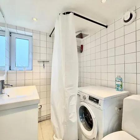 Workers - 2 Beds - Free Parking -volvo * Goteborg