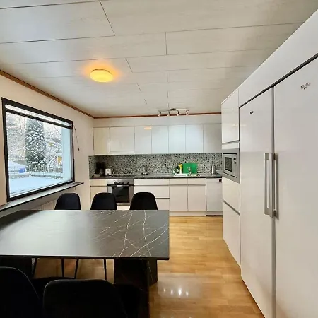 Workers Premium - 5 Bedroom - 10 Beds - Parking 펜션