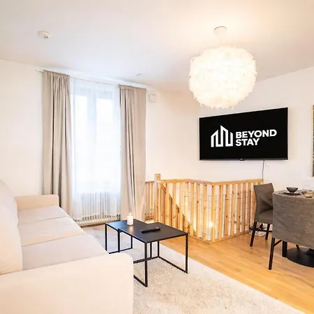 Convenient Duplex In With Privacy & Comfort 아파트 *