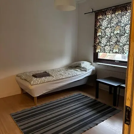 Дом отдыха Workers - Furnished Housing Angered -