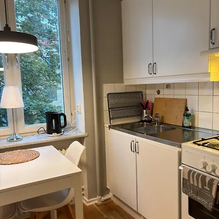 Inviting One-bedroom With Sleeping Space For Four شقة غوتنبرغ