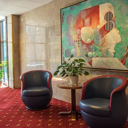 Hotel Oergryte 3*