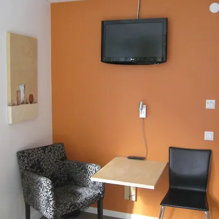 Hotell Slottsskogen 2*