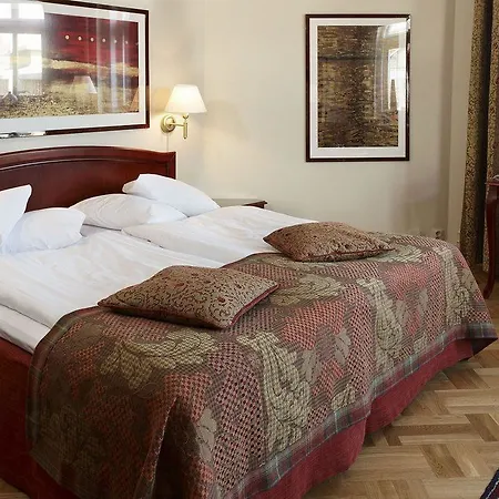 Hotel Royal 3*