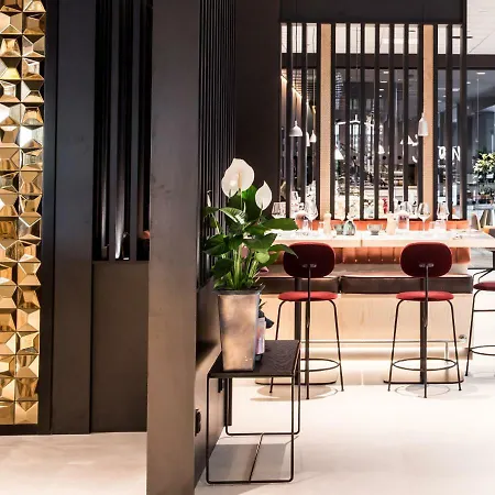 Radisson Blu Scandinavia Hotel, 4*
