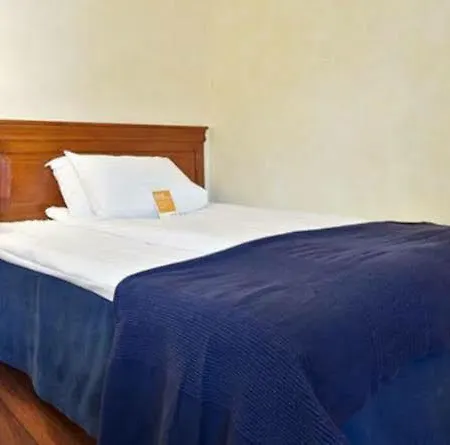 Отель Center - Sure By Western