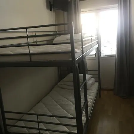 Treetop Hangout & Hotel Goteborg