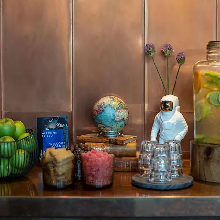 Отель Radisson Blu Riverside 4*