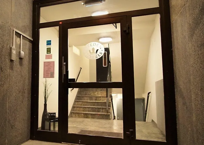 Western Arena ホテル