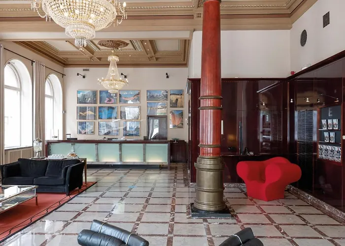 Hotell Elite Plaza 4*